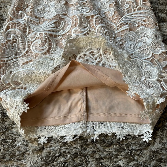 White Lace Dress - Picture 10 of 14